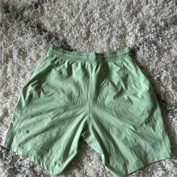 Lululemon Pace Breaker Short 7" *Linerless Creamy Mint - Picture 2 of 3